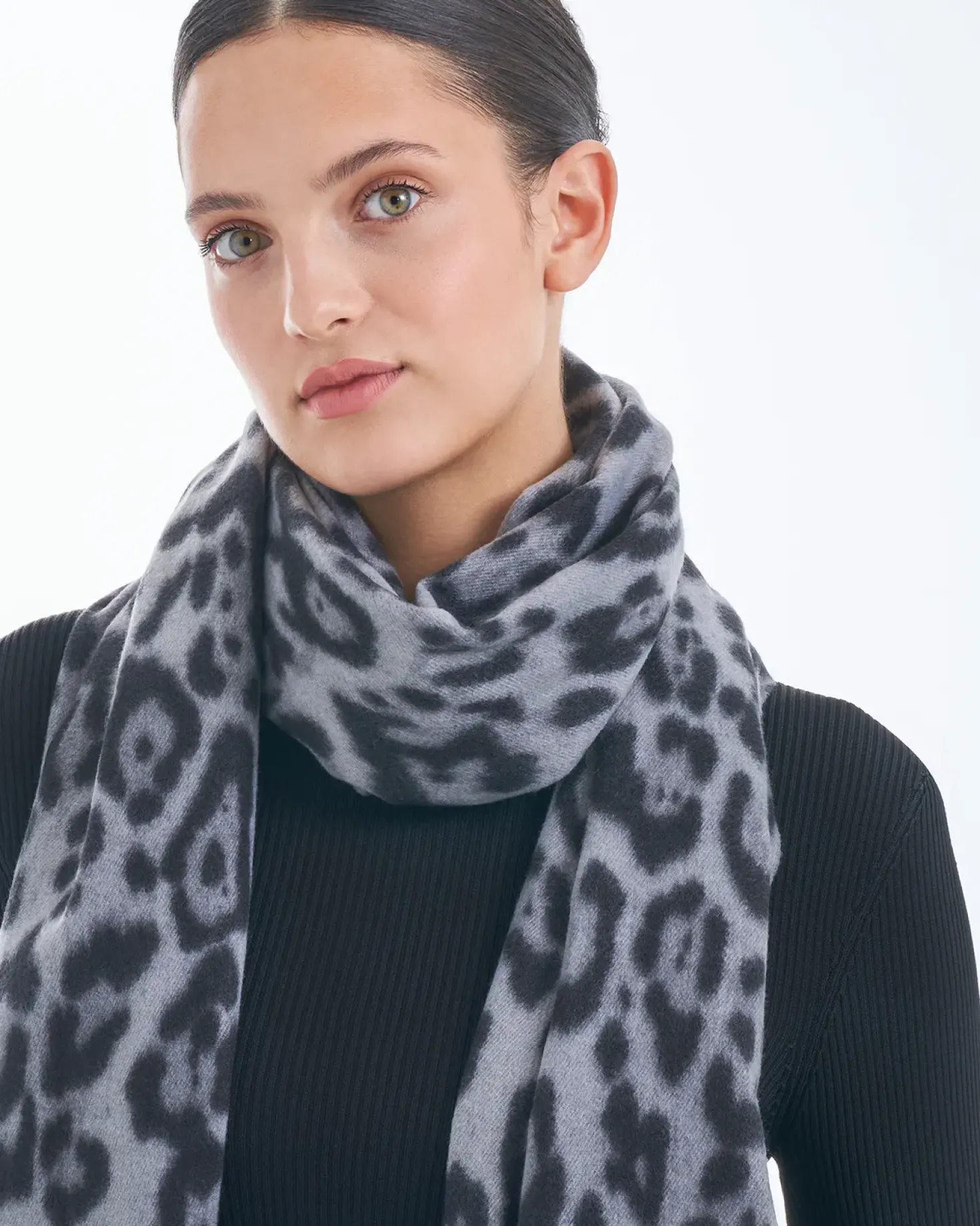 Sciarpa - Grey Leo